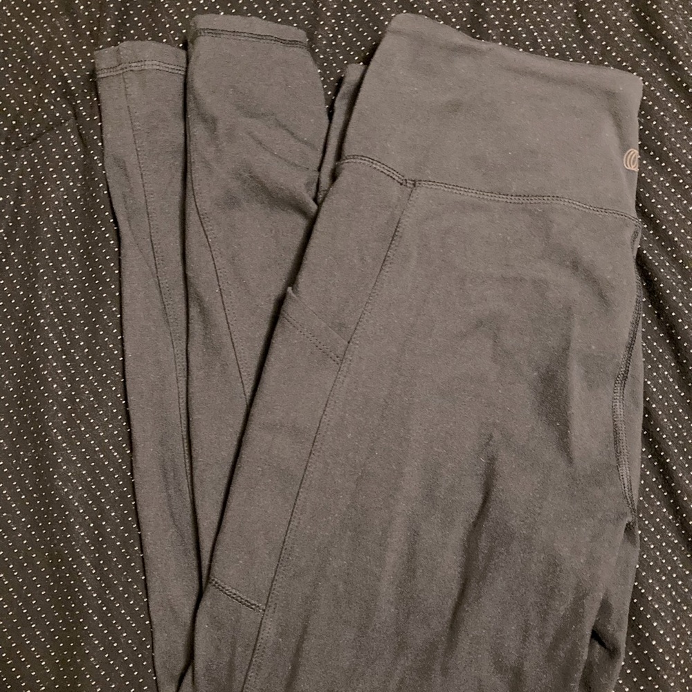 Black athletics leggings size L